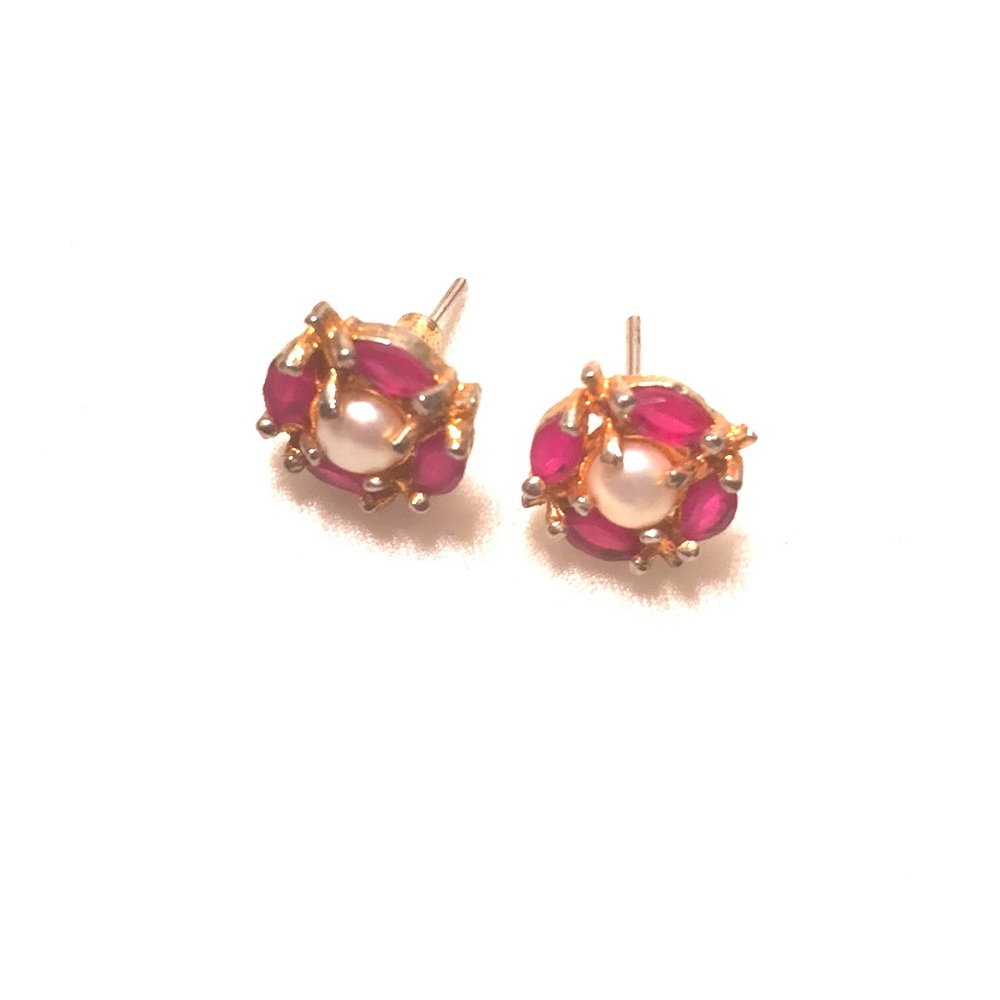 Pearl and run semi-precious earrings!